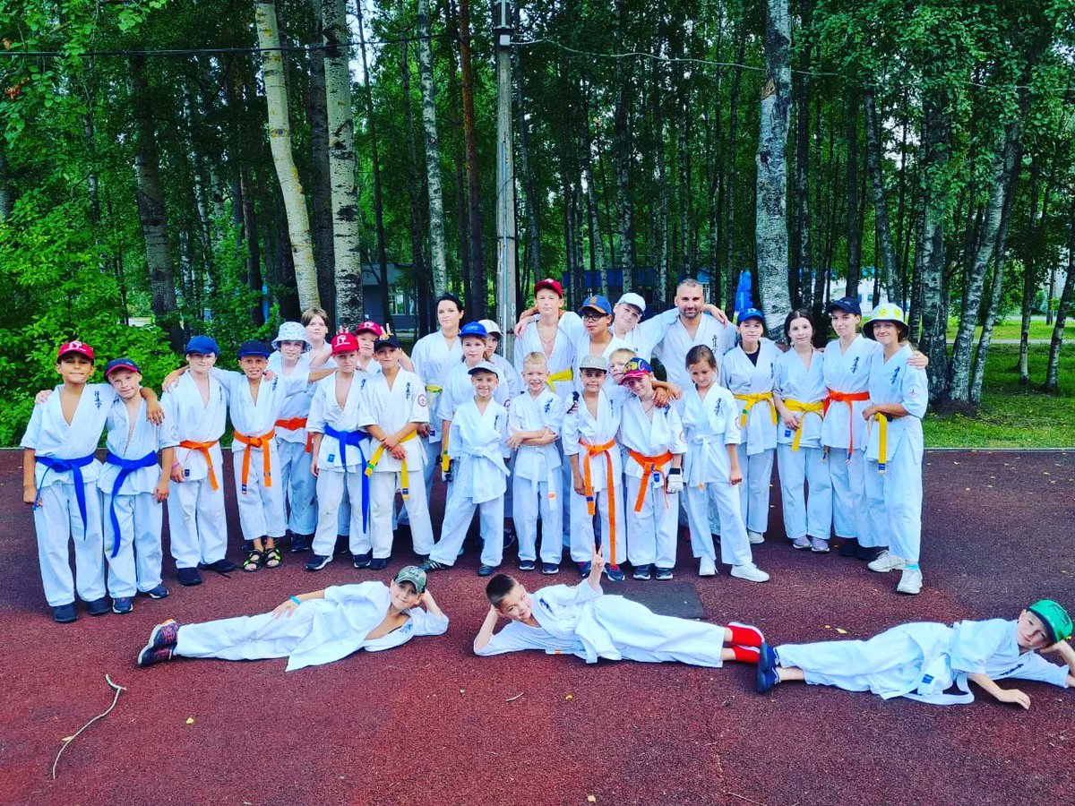 senseikuznetsov's tweet photo. Летний спортивный лагерь школы каратэ Kuznecov Dojo 2022г. 💪💪💪 https://t.co/2CrJhqK0by