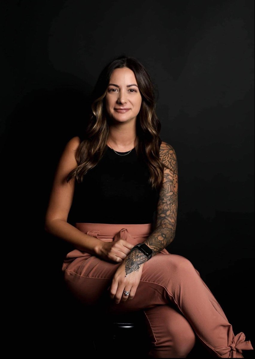 moneyandmindpod's tweet photo. We are back with the AMAZING @drkristencasey! She schools Ron and Andy in a much needed discussion about sleep health and a variety of other topics.
#sleephygiene #money #mentalhealth #finance #getmoresleep #DKCisamazing
Listen on Apple Podcasts:
https://t.co/qUHfrKI7fl https://t.co/w8cwdCwlqe