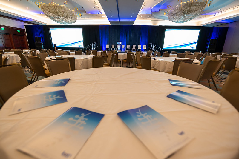 cureangelman's tweet photo. Have you heard? Parents and grandparents of individuals living with #Angelmansyndrome can apply for a ticket giveaway, and parents can apply for an event scholarship! Get all the details on our 2022 Global Science Summit &amp; Gala and apply for the giveaway: https://t.co/Ahxp8ibUZ6 https://t.co/pkb5n4PtbQ