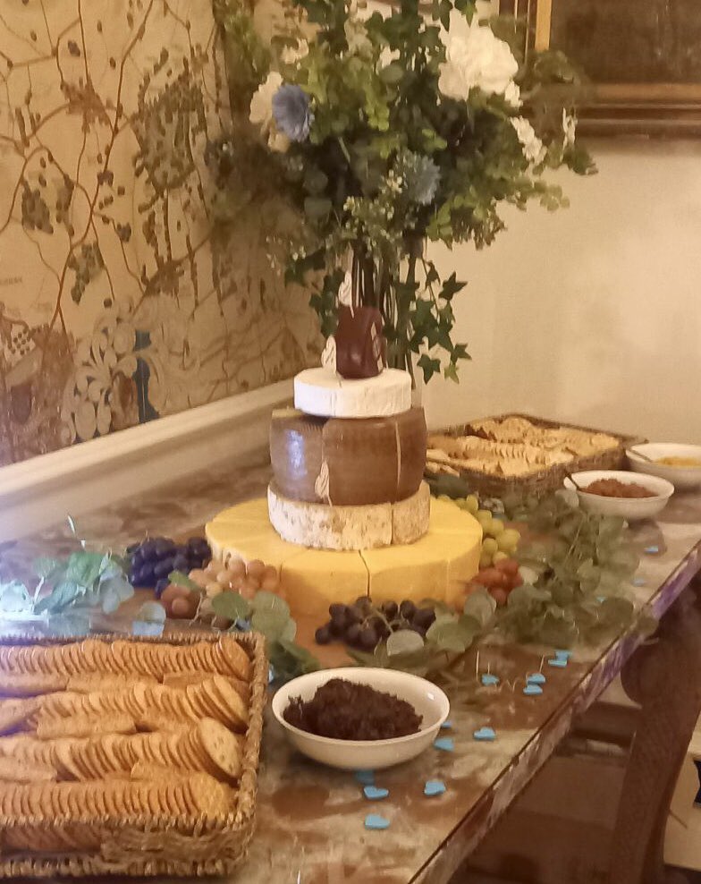 barrel_bbq's tweet photo. we don’t just do BBQ 😉 🧀 Our own 5 tier cheese wedding tower went down brilliantly 
#weddings #weddingcatering #kelmarsh #kelmarshhall #kelmarshhallandgardens #food #hog #hogroast #cheese #cheesetower #buffet #weddingcake #bbq #barbecue #northampton #northants #northamptonshire https://t.co/HHY7pwle3C