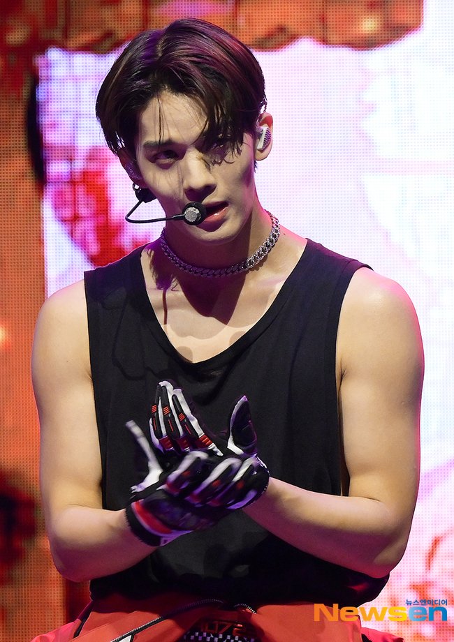 #BAEJINYOUNG #배진영 #CIX #씨아이엑스 <a href="/CIX_twt/">CIX</a> <a href="/CIX_Official/">CIX_Official</a>