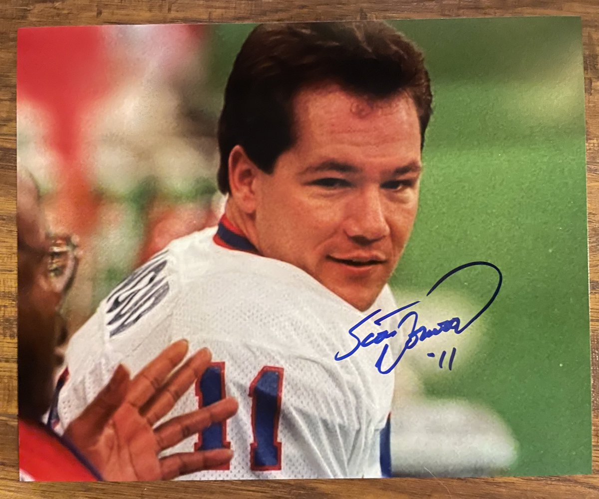 HOFSteveTasker's tweet image. 🚨 GIVEAWAY TIME #BILLSMAFIA  

I’m giving away the this Scott Norwood autographed 8x10 photo to ONE lucky Bills Fan!

All you have to do is:

1. Follow this account
2. Retweet this tweet
3. Like this tweet

Winner announced August 26.  

Don’t MISS your chance!