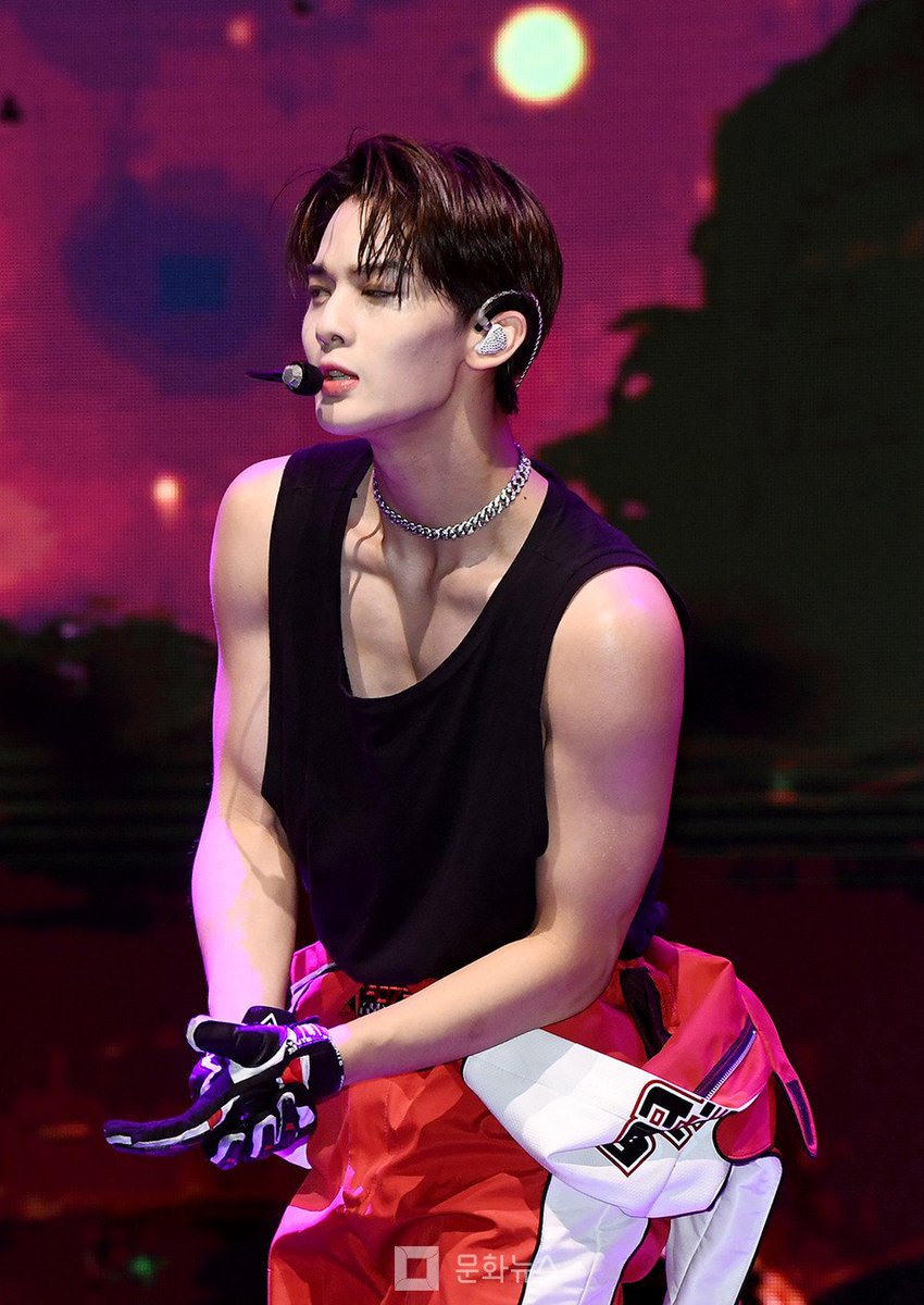 #BAEJINYOUNG #배진영 #CIX #씨아이엑스 <a href="/CIX_twt/">CIX</a> <a href="/CIX_Official/">CIX_Official</a>