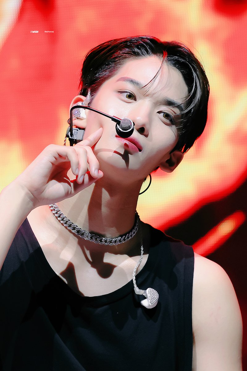 #BAEJINYOUNG #배진영 #CIX #씨아이엑스 <a href="/CIX_twt/">CIX</a> <a href="/CIX_Official/">CIX_Official</a>