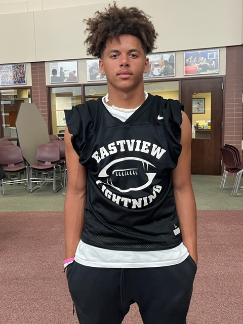The <a href="/PrepRedzoneMN/">Prep Redzone Minnesota</a> Season Previews continue with our 2nd preview of the preseason, taking us to <a href="/EV_Football/">Eastview Football</a> last Friday. The Lightning have a dominant 2024 class and a sound 2023 class to show off in 2022. Learn all about the Lightning! ⬇️
prepredzone.com/2022/08/2022-m…

<a href="/PrepRedzoneMN/">Prep Redzone Minnesota</a>