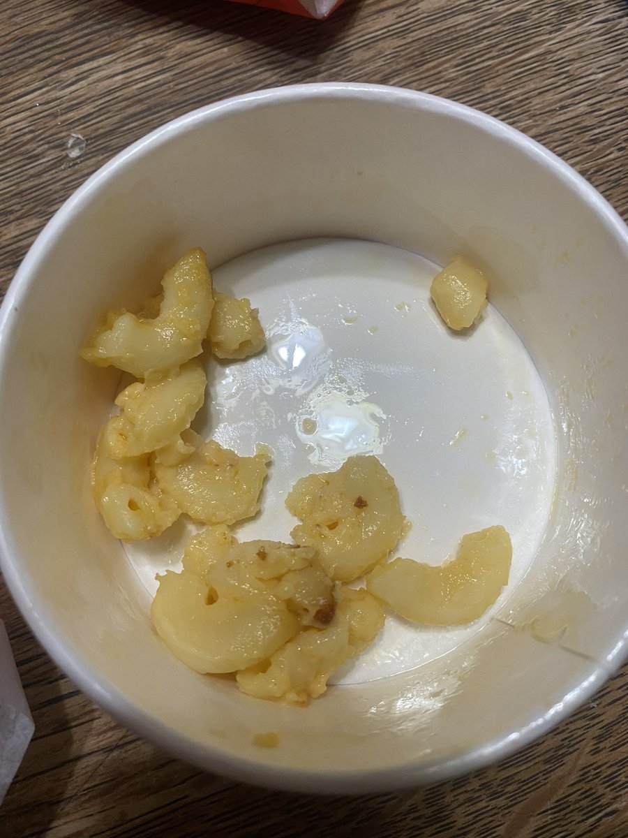 NFTredrum's tweet photo. A popular fast food joint that rhymes with pick-til-a thinks this is an acceptable portion size. My kid is now #disappointed&amp;hungry https://t.co/JAdo36yFeX