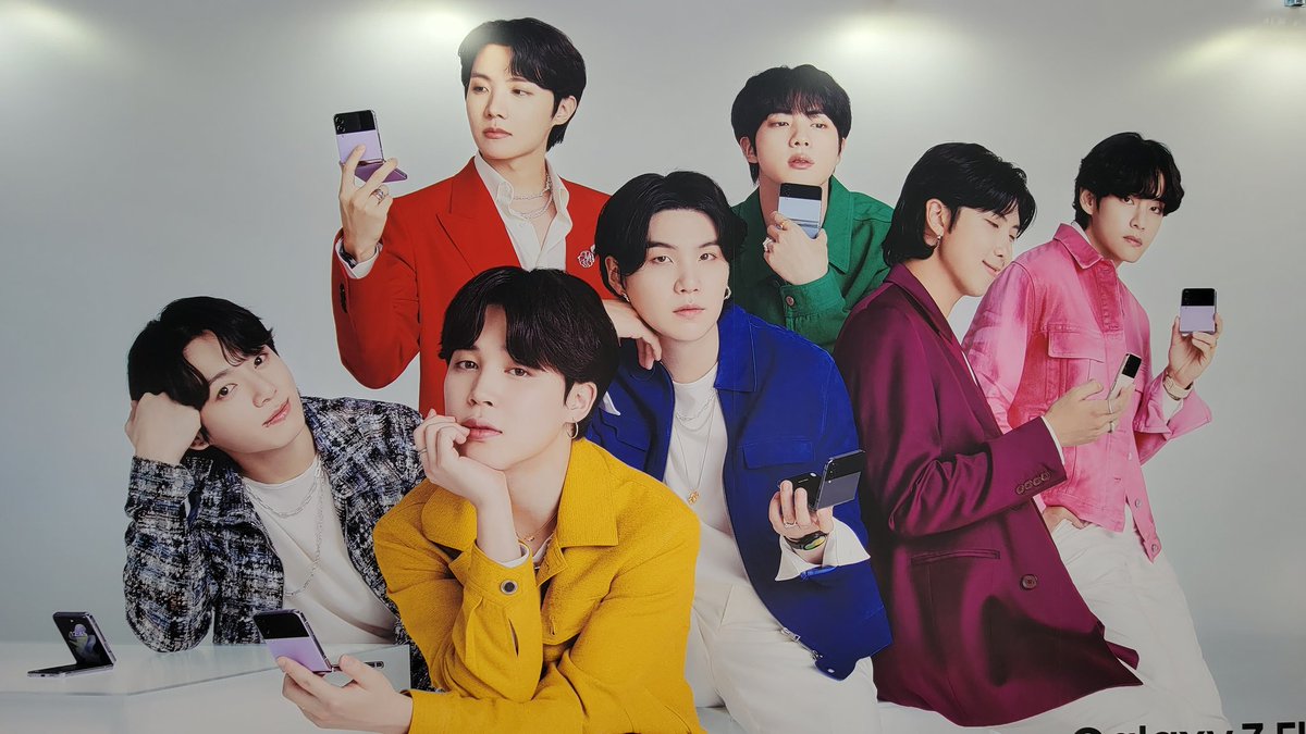 TokyoAnything's tweet photo. Flip &amp; Fold 4、待望のアップグレード、今回はパープル💜販売されますように😊

#Galaxyのある生活
#GalaxyZFlip4
#GalaxyZFold4
#GalaxyxBTS
#GalaxyxBTS体験中 https://t.co/m3j5eJjpLd