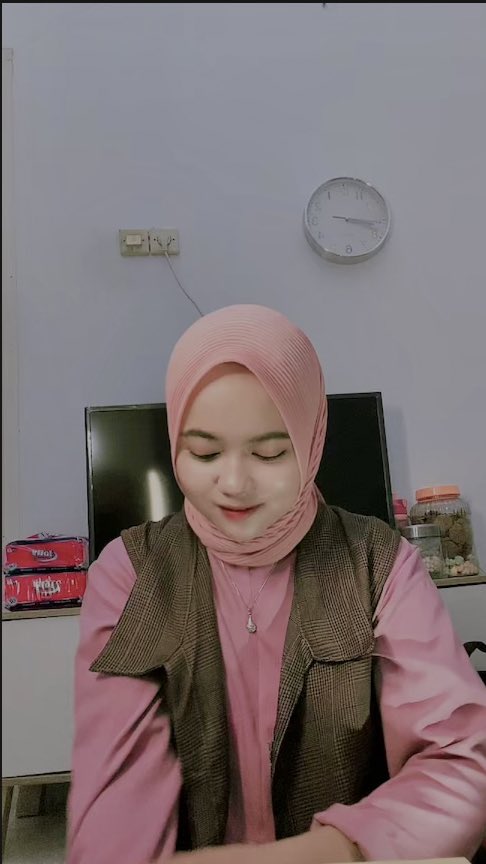 ros_mayaaa's tweet photo. #fullsenyum https://t.co/ZFgnu2Cg1y