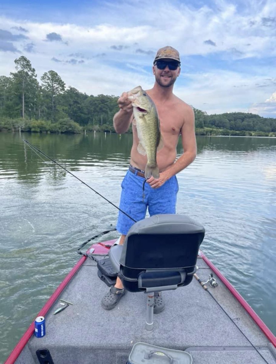 Fishing on Enon’s 50 acre lake is never a disappointment!! #fishing #outdoors #bassfishing #Alabama
