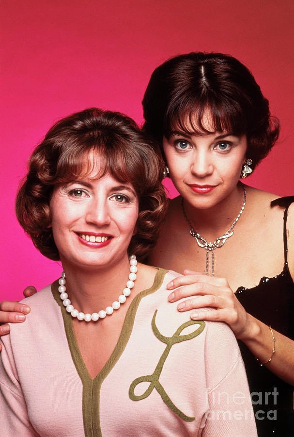 Happy Birthday to Cindy Williams 