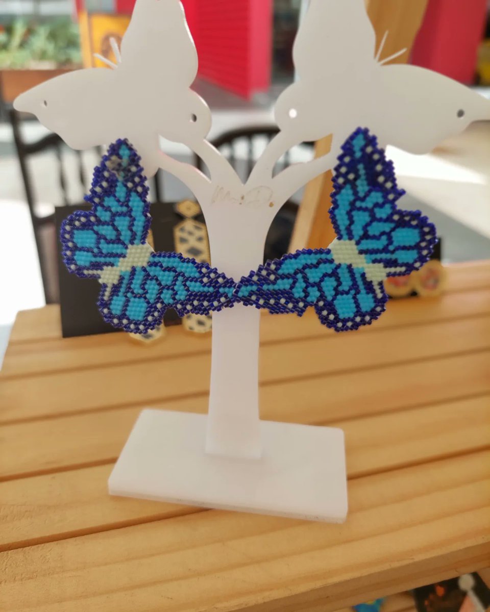moniika031's tweet photo. Joyas hechas a mano, sígueme y encuentra el complemento perfecto 😍🖤 diseñamos joyas para que luzcas de la mejor manera 👌🏻

https://t.co/B5UEsvTA1h https://t.co/Bb9SqKlI1X