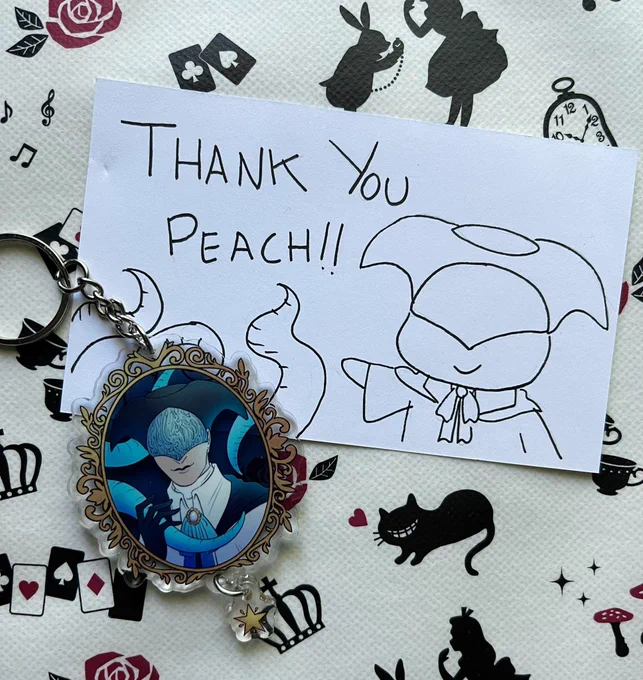 ahh my choir charm from @skogs_dotter arrived and it's so pretty! 🥰✨ (also ty for the doodle is too cuteee!!) 