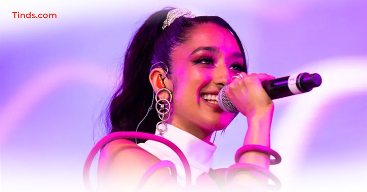 tinds_com's tweet photo. Indian-American musician Raveena Aurora performed at Coachella 2022
One of the world’s greatest and most famous music festivals, Coachella, finally returned following a three-year break.
#AmericanMusician #IndianMusician #famousmusic #Tinds #TindsMedia #TindsNews https://t.co/dW89ZvX0LA