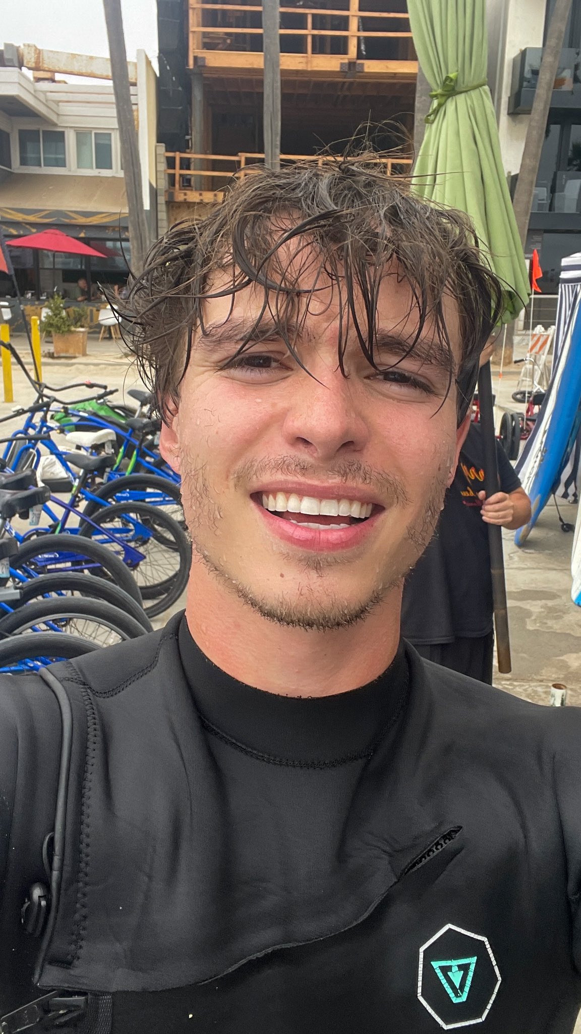Nicholas Alexander Chavez on Twitter: "Surfs up! https://t.co