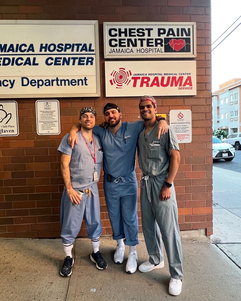 Summer of trauma in Queens with the best crew of chiefs and co-residents  #NYU #Jamaica