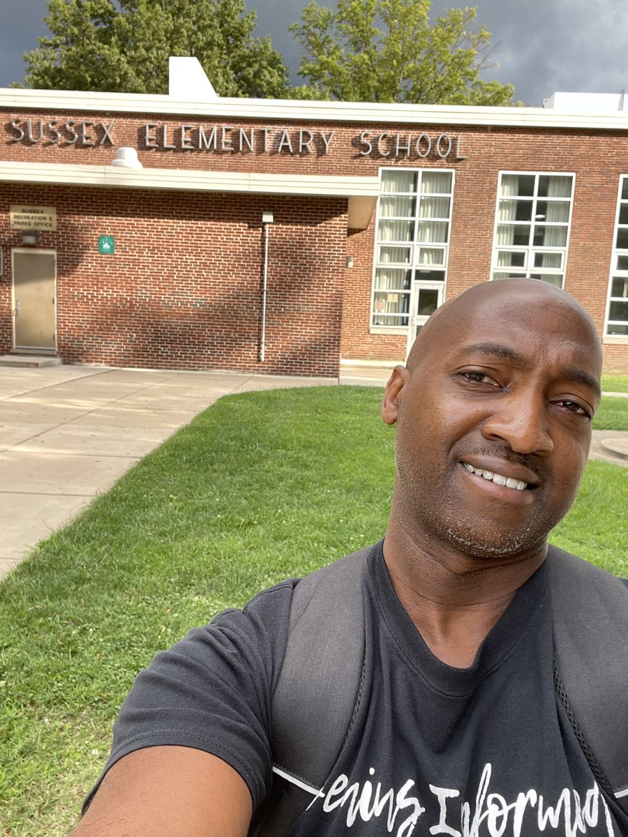 dbrinkleybcps's tweet photo. Day 1 in the books! Good to be back preparing a gymnasium for kids again and anticipating the genius that they all bring! And as the PE teacher, I get the pleasure of teaching and learning about each and every one! Year 24! 🙃 #letsdothis #together https://t.co/CpPEBSAYNP