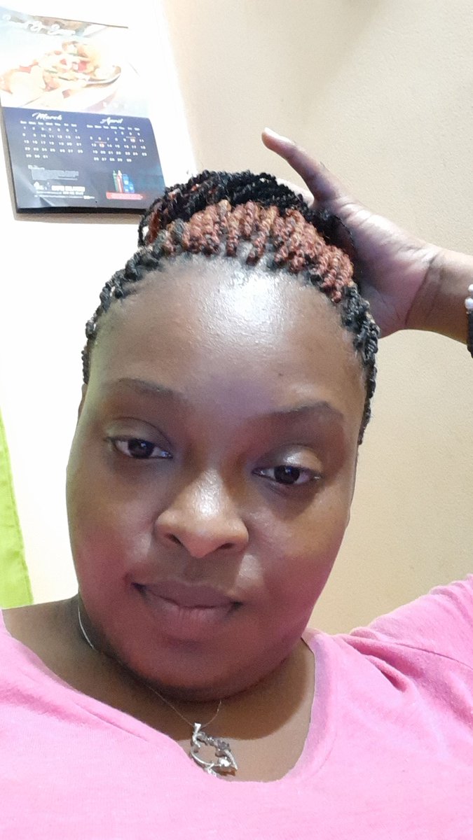 Opeezie_W3W's tweet photo. Keeping the throwback theme today🙃🙃
#manymoods #justme #NaturalBeauty #nofilter https://t.co/R6brYKps2i