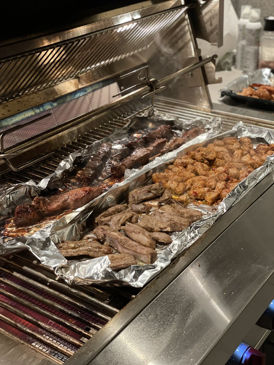 Godmai_ReRex's tweet photo. BBQ night 

#BBQ https://t.co/5obE2AyOJX