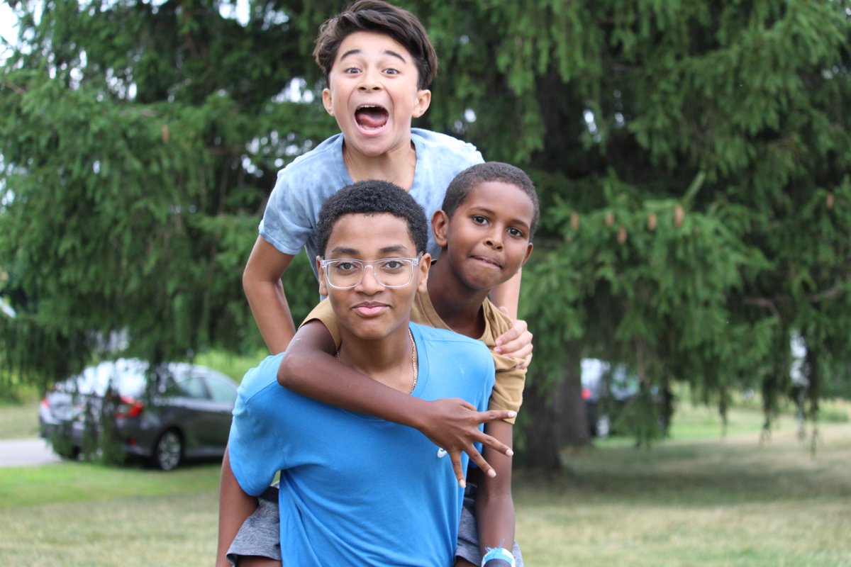 PerintonRec's tweet image. The Pine Games wrapped up its 2nd summer last week with a pizza party &amp;amp; a display of African Drumming by Mayukwa Kashiwa. Perinton Rec &amp;amp; Parks hosted this free mobile camp Tues. &amp;amp; Thurs  at Pines of Perinton. The camp is sponsored by Town, Learning Links &amp;amp; Monroe County Sheriffs.