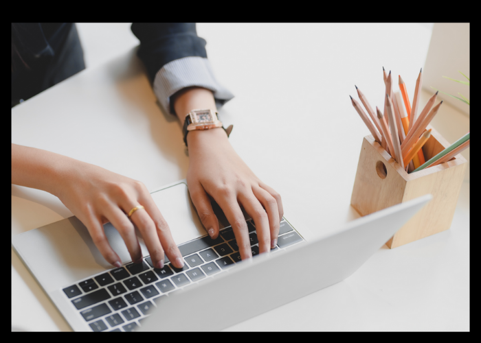 VirtualJobs4U's tweet photo. Customer Service Representative | Remote
We have a great opening assisting members with retired and active educators, police, firefighters and other state, city, and municipal workers.  Apply Today!
https://t.co/v3Bjt8TjMb

#remoteworklife   #makemoneyonline
#remotework https://t.co/AyeM3xDj7v