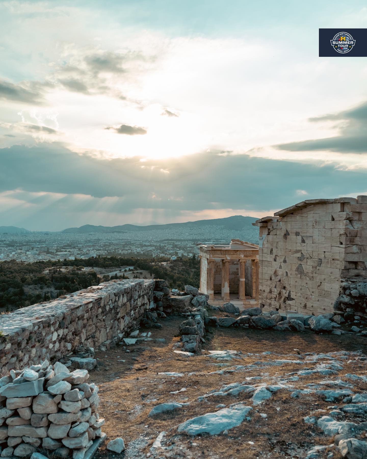 Acropolis: The Twitter Debate Heats Up - krg0rb6