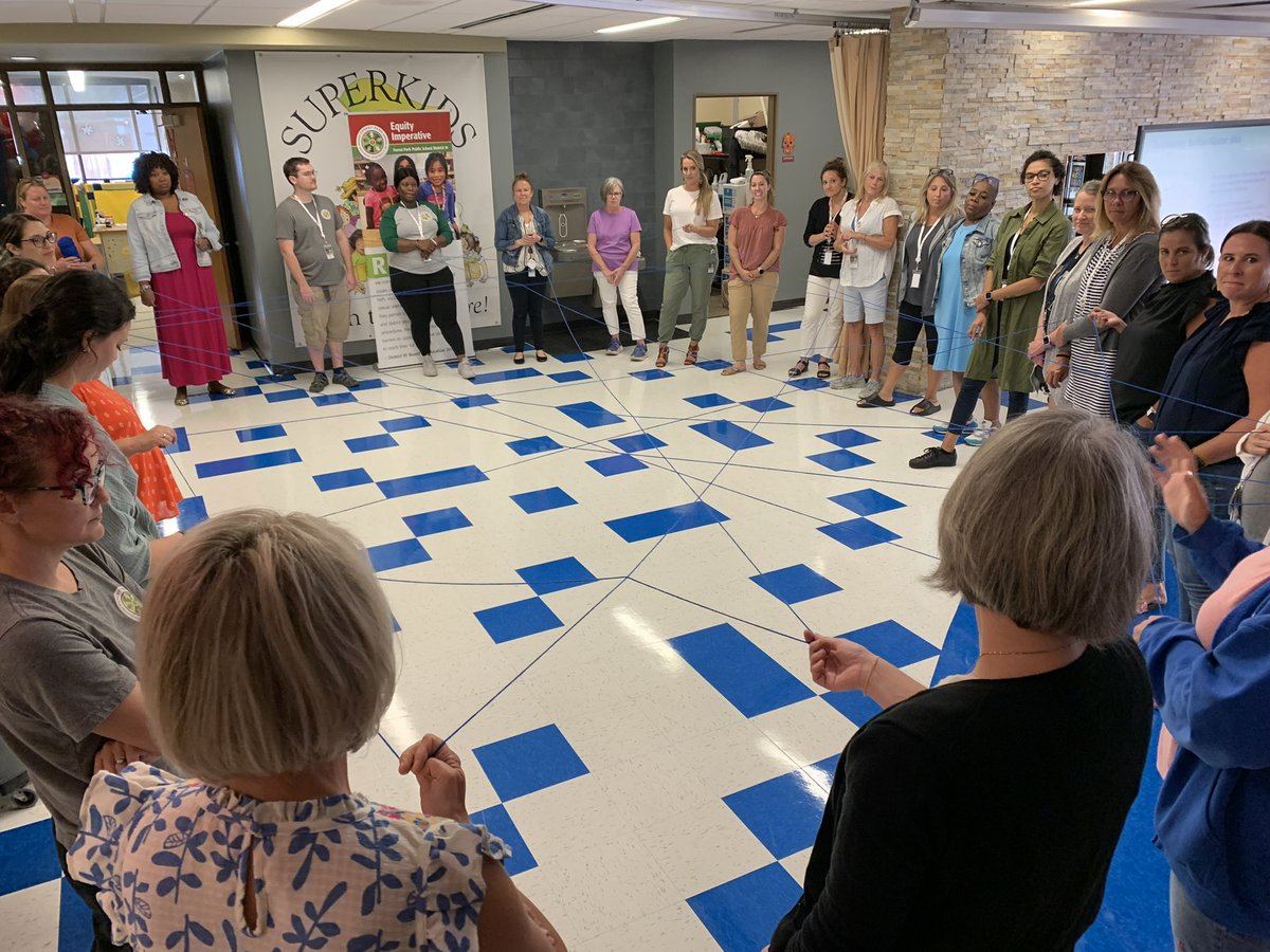 PrincipalTinisa's tweet photo. Year three loading...I would say we are off to a good start. There's a lot of work to be done, but I'm confident we can do it together. I can't wait to see our little Stars tomorrow. π€ #principalmom #firstdayofschooltomorrow #starpower #betsyross #D91greatness #spiderweb https://t.co/imTrJzjpqG