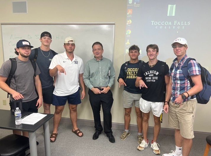 TFC_Baseball's tweet photo. First day of class pictures. Really appreciate our professors and looking forward to a great semester in the classroom! https://t.co/JdCM8UnD6G