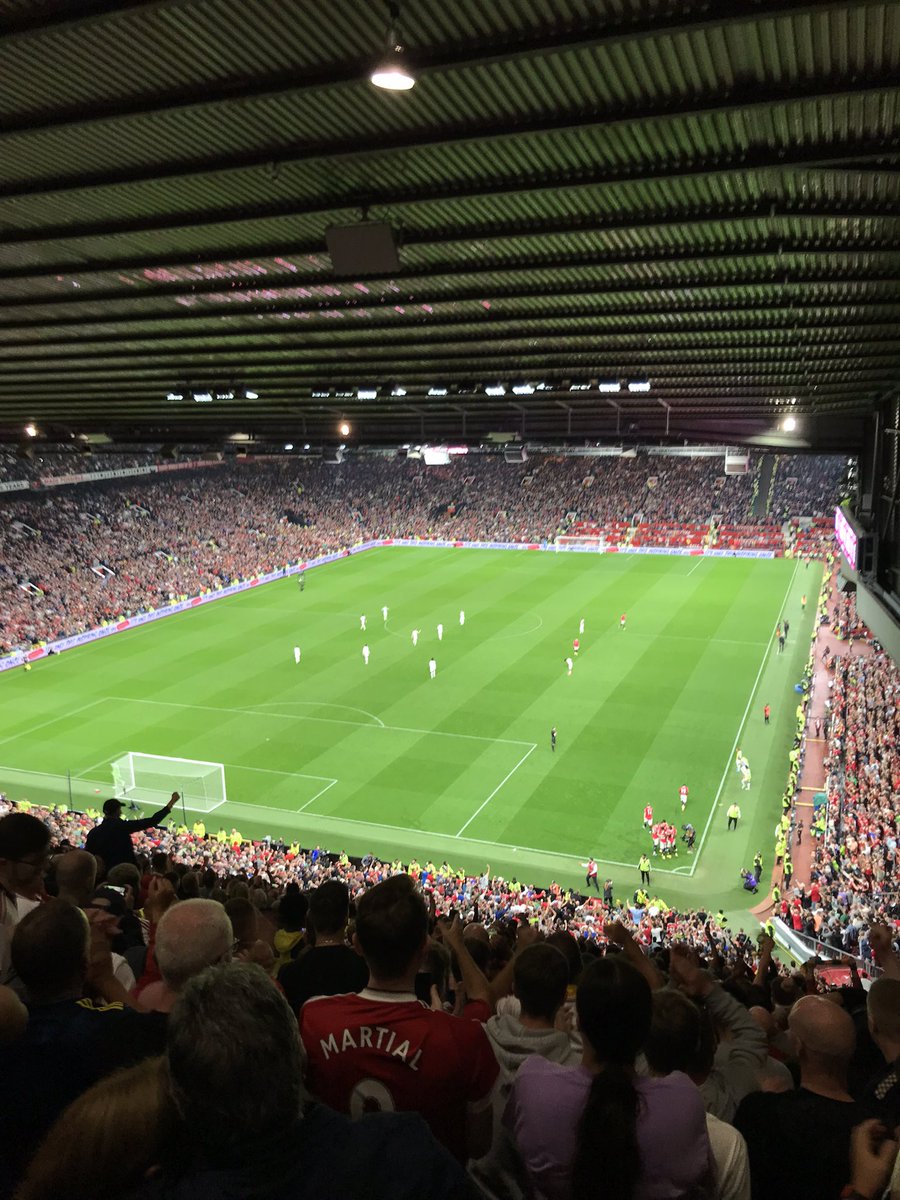_JoeMurray's tweet image. Old Trafford at its best⚡️