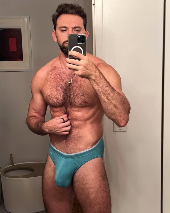 Feelin extra thick today 🐽💦 https://t.co/bHwnGVxL5a<a href="/tag/dancer"class="tags"><span>#dancer</span></a>
