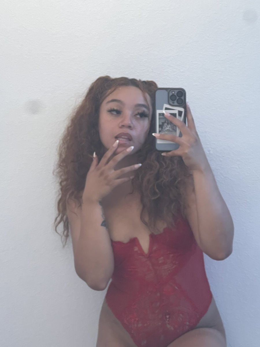scoopxneen's tweet photo. https://t.co/s1M77fFvYg 🖤 EXLCUSIVE CONTENT ;) 😘 https://t.co/EG7zIVax66