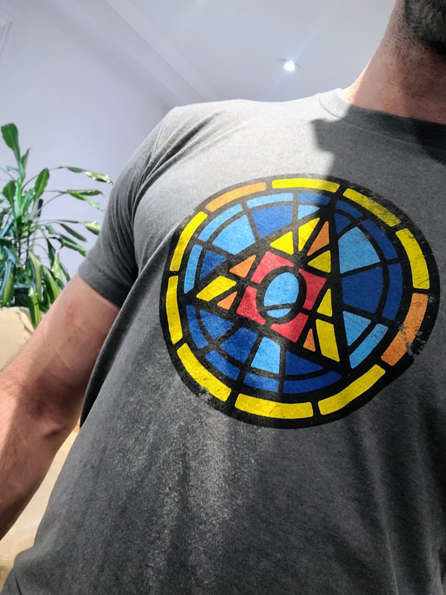 The shirts from <a href="/opolis/">OPOLIS | Employment Commons</a> are without a doubt the finest of all the swag from <a href="/ETH_Toronto/">ETHToronto</a> &amp; <a href="/Futurist_conf/">Blockchain Futurist Conference</a>—two weeks &amp; no laundry later... &amp; I'm still rocking it. Because I took three💕

(<a href="/unstoppableweb/">Unstoppable Domains</a>'s credits a close 2ⁿᵈ. Happily squatting jesserotenberg.crypto now 🙏)
