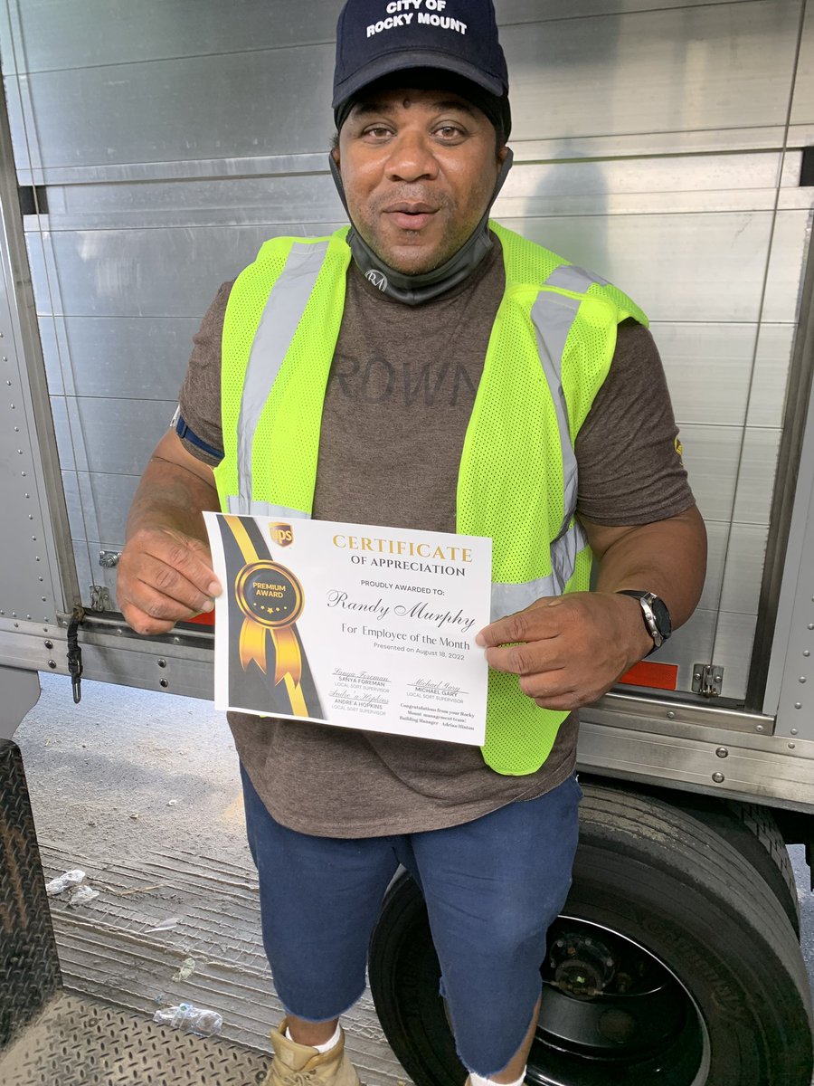 ChspNc's tweet photo. Local Sort is always working together to get the job done. No injuries since 2019!! 👏 💪 #safetystrong #safety #safetyfirst #ups #upser #upsers #chsp #rockymount #browncafe https://t.co/BSuW3yBi3G