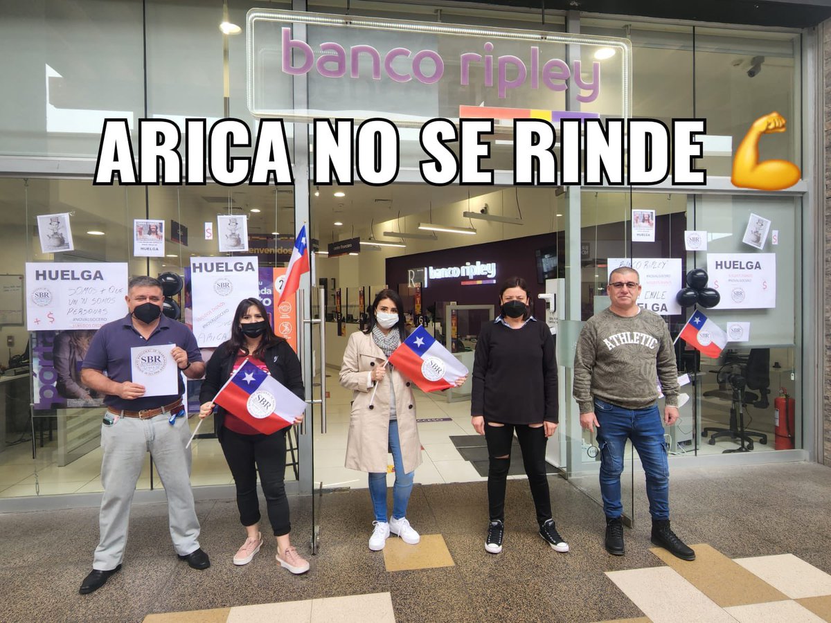 confed_bancaria's tweet photo. De Arica a Punta Arenas 7mo día de HUELGA, @_bancoripley después de 2 años de utilidades históricas, le niega incremento de sueldo a sus trabajadores, que son quienes generaron esas utilidades
#TrabajadorxsBancoRipleyEnHuelga 
#NOmasABUSOS
#SueldosJustos https://t.co/IMuXQIAVbZ
