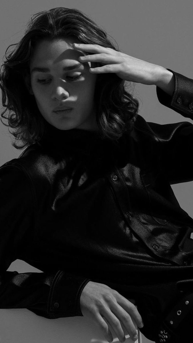 hellooooooo i haven't been here much