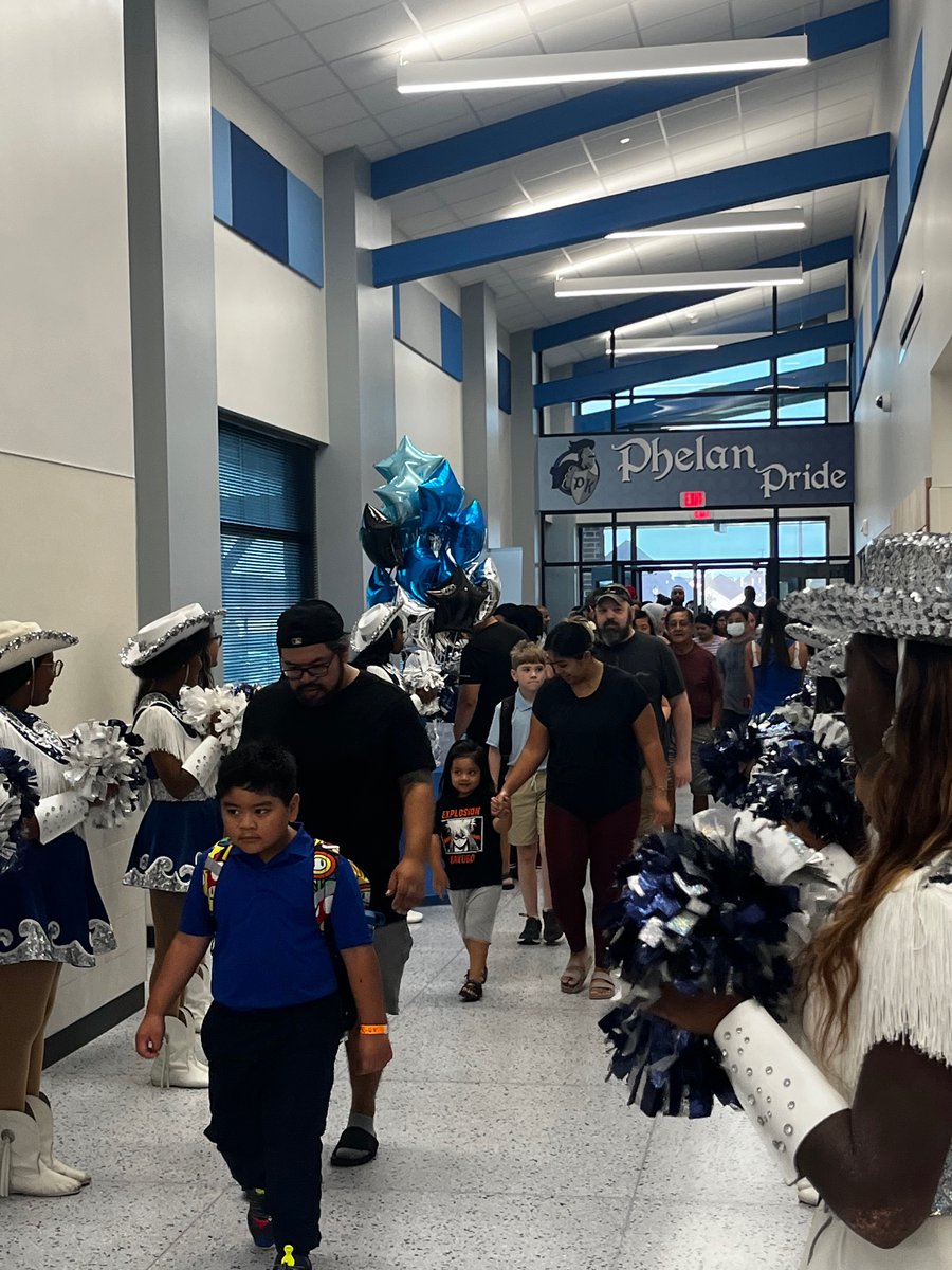 Maxine Phelan Elementary tweet media