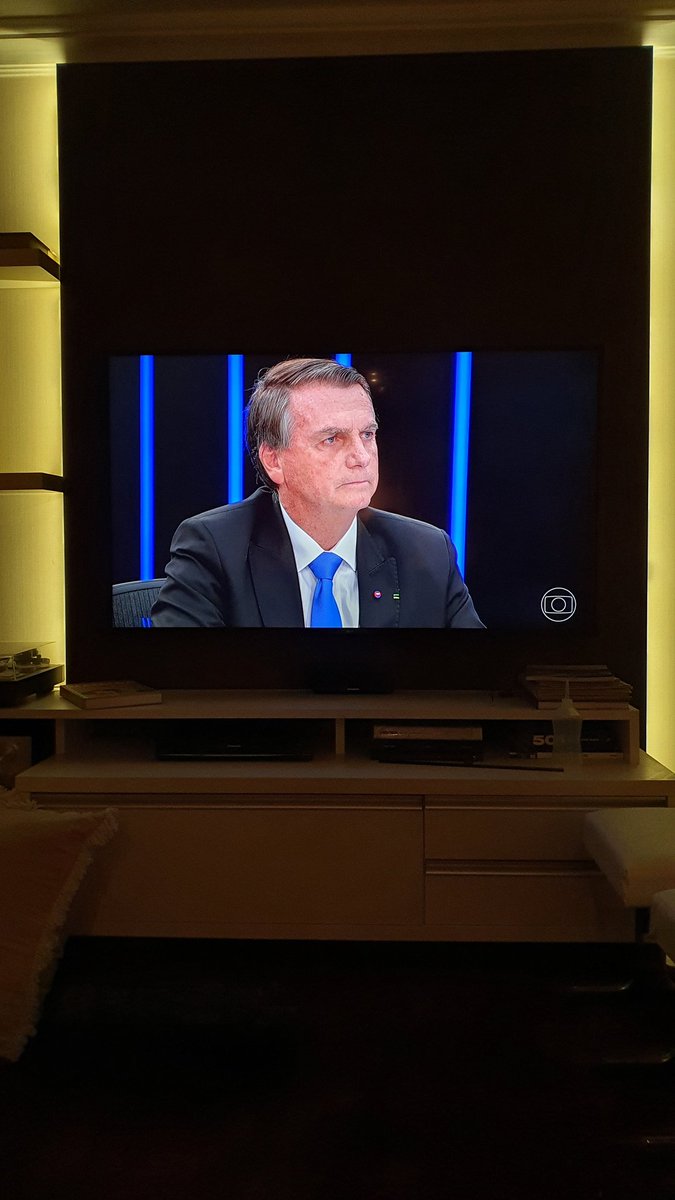 ASeibitz's tweet photo. Eu sou #eusourobodobolsonaro #robodobolsonaro #GloboLixo https://t.co/UpYgbSwJxD