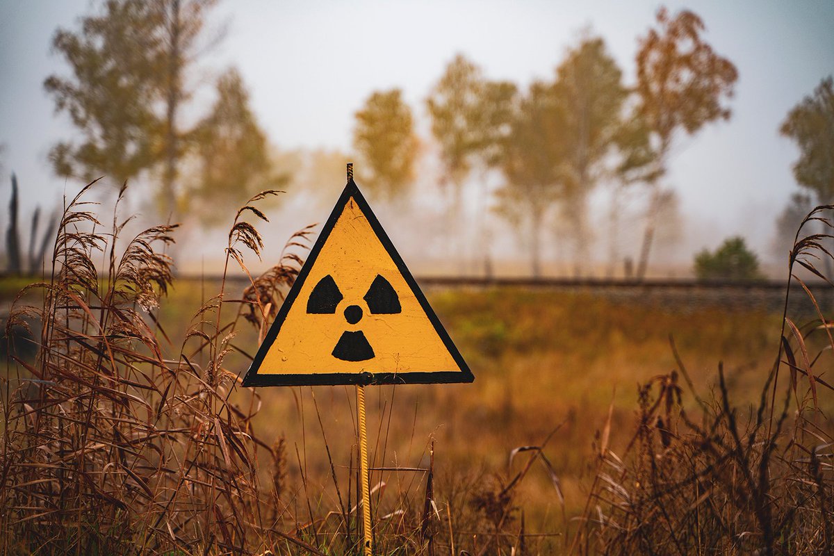 jodis_ua's tweet photo. To reduce internal exposure through air and water and the negative effect of radioactive iodine on the thyroid gland, use #jodis_concentrate. This is iodine prophylaxis. The product causes blocking of the #thyroid gland, which prevents the accumulation of #radioisotopes of iodine https://t.co/QV3vvfKojq