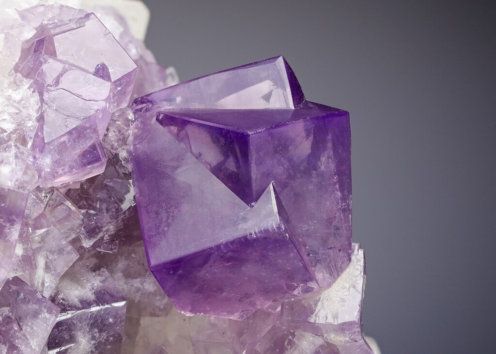 GeologyPage's tweet photo. Fluorite with Chalcopyrite | #Geology #GeologyPage #Mineral

Locality: Frazer's Hush Mine, Rookhope, Weardale, North Pennines, Co. Durham, England

Dimensions: 14.0 × 14.5 × 6.3 cm

Photo Copyright © Crystal Classics

Geology Page
https://t.co/AtopGLUrSh https://t.co/LcXfU7atBN https://t.co/e0mN76aHMk