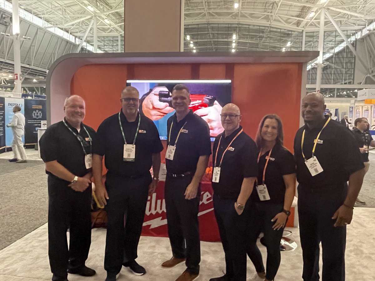 kahuna20kahuna's tweet photo. 2022 NIGP conference in the books and special thanks to the National Government team, Behr Paints and Milwaukee Tools on a great event. Thank you to all of our amazing customers stopping by the booth this week. See you all in Louisville 2023. https://t.co/btRWOV1ZSg