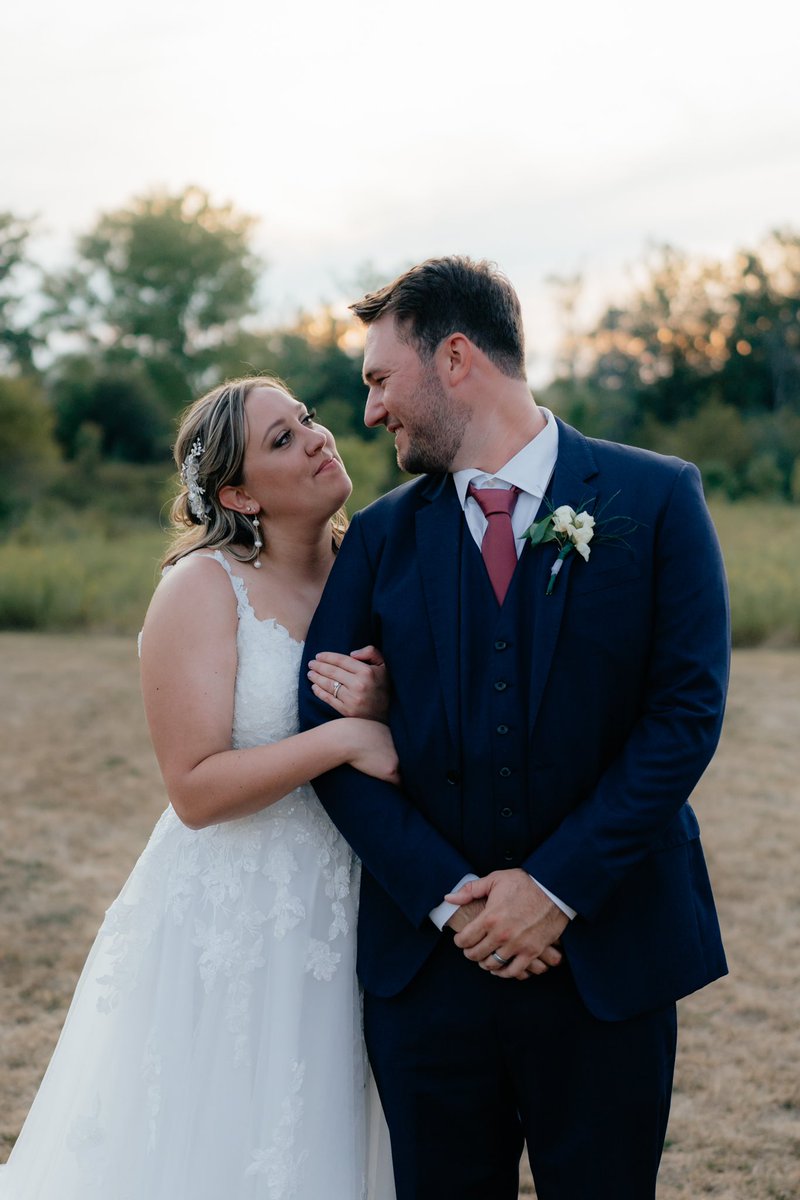 shellmendiola's tweet image. Mr. and Mrs. Mendiola 🥰
August 20, 2022
The best day of our lives ❤️