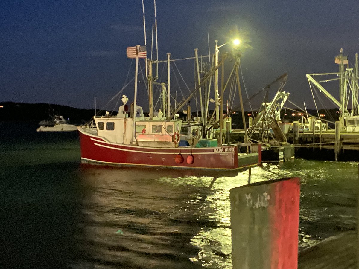 FishAlliance's tweet photo. Moonlight on the Bada Bing in Wellfleet.
#fishalliance #capecod #workingwaterfronts https://t.co/EeBEuA5CAh