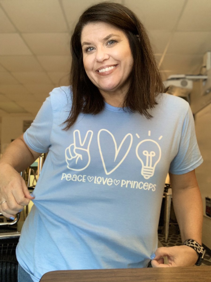 Sporting my new Princeps gear for our first House Assembly today! Go Big Blue! 💙 <a href="/ellis_school/">Ellis Middle School</a>