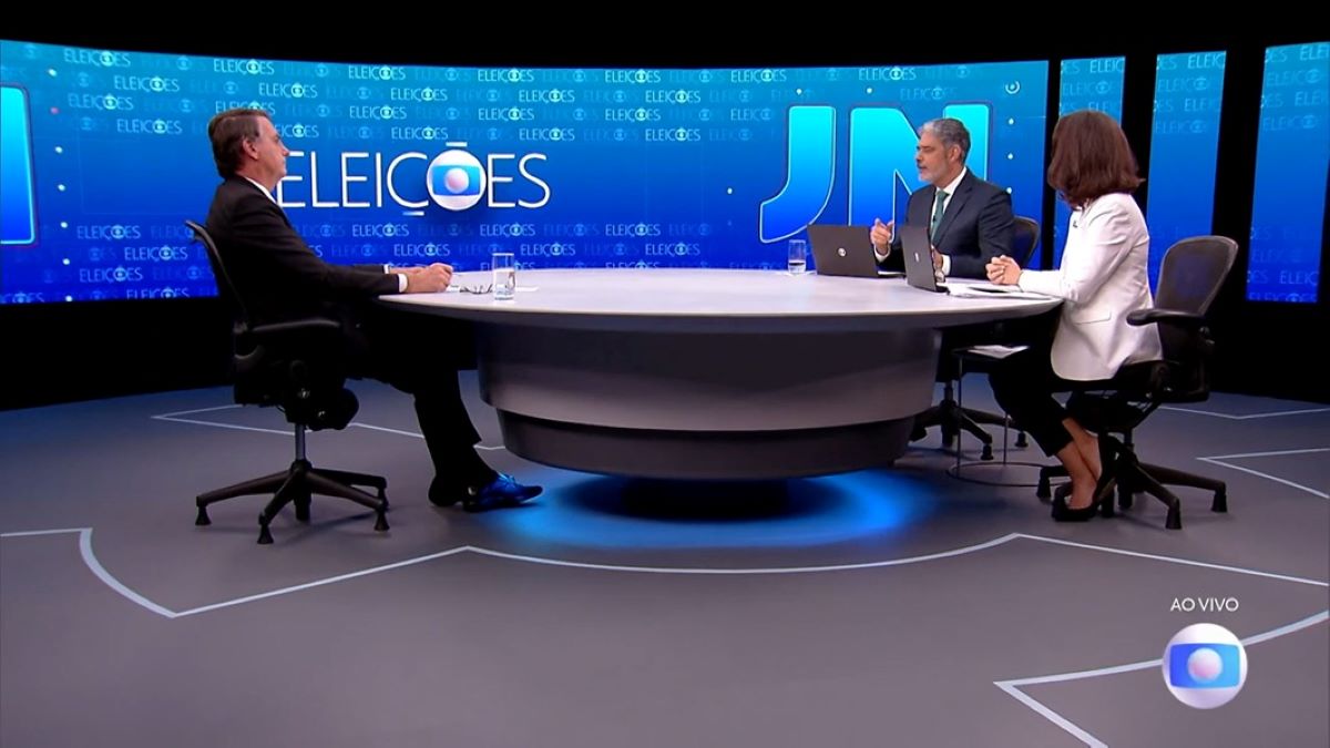 Chegou Junto

Bonner “obriga” Bolsonaro a dizer que aceitará resultado das urnas

Leia mais: bit.ly/3ACa9LU