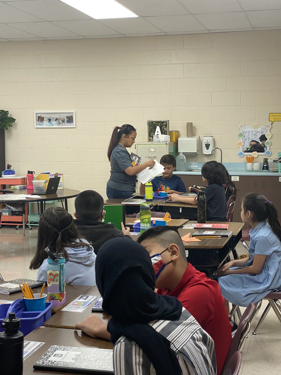 Fernandez Elementary (@nisdfernandez) on Twitter photo What a PAWsome first day of school for our <a href="/NISDFernandez/">Fernandez Elementary</a> Bulldogs!😃They jumped right into learning and activities! Looking forward to this year as we are Igniting Minds…One Bulldog At A Time!🐾🔥<a href="/NISD/">Northside ISD</a> What a PAWsome first day of school for our <a href="/NISDFernandez/">Fernandez Elementary</a> Bulldogs!😃They jumped right into learning and activities! Looking forward to this year as we are Igniting Minds…One Bulldog At A Time!🐾🔥<a href="/NISD/">Northside ISD</a>
