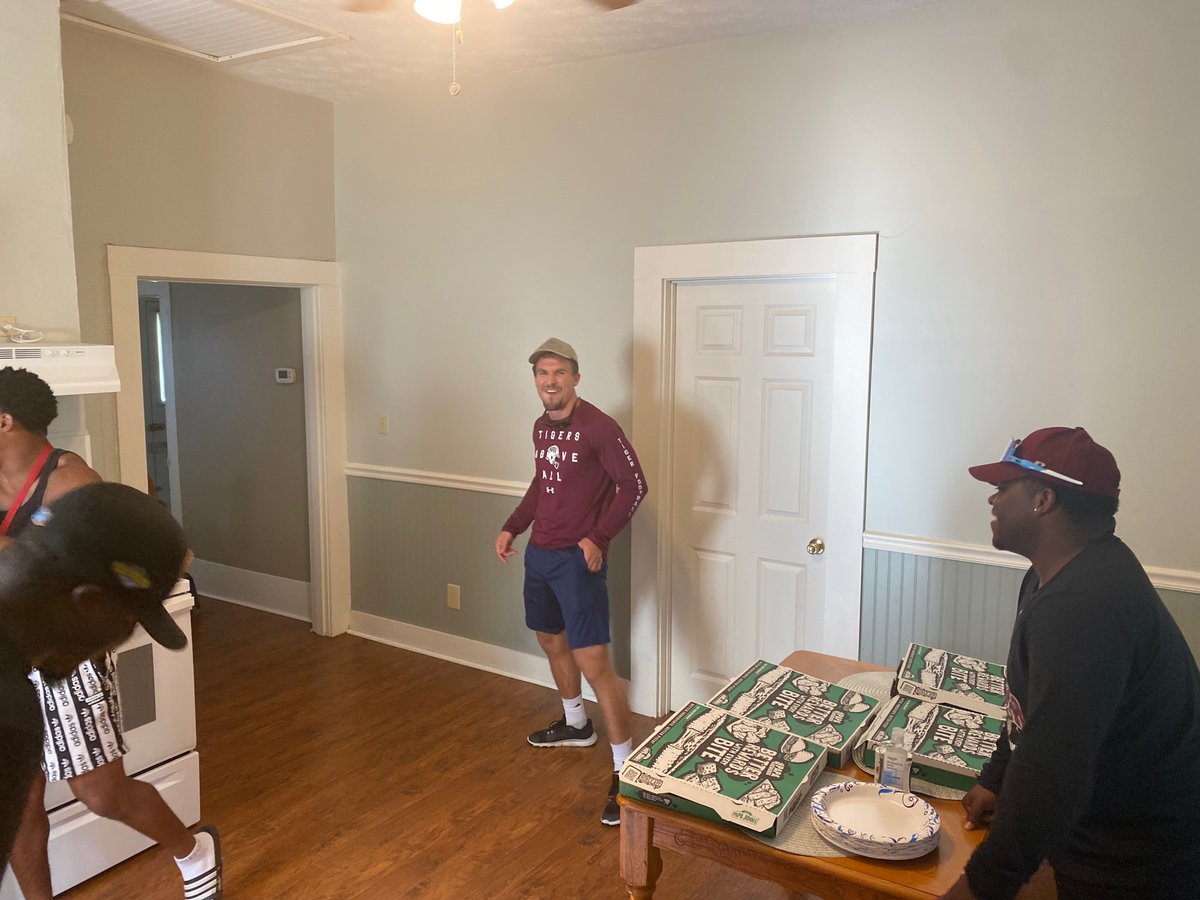 Crypto_CoachK's tweet photo. Had a great time with the RB’s at the house playing Cornhole and talking football while bonding. 
#WeAreCU https://t.co/kg89isfVQ0