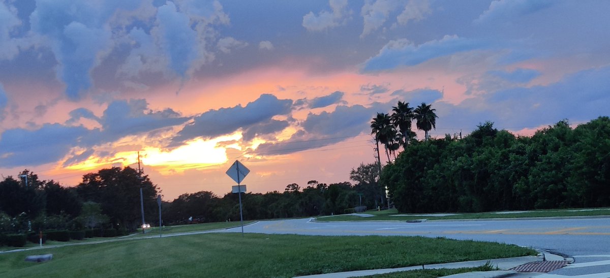 JDM_Kyle97's tweet photo. Winning the photos today
Amazing sunset https://t.co/rGgVCtCdMO