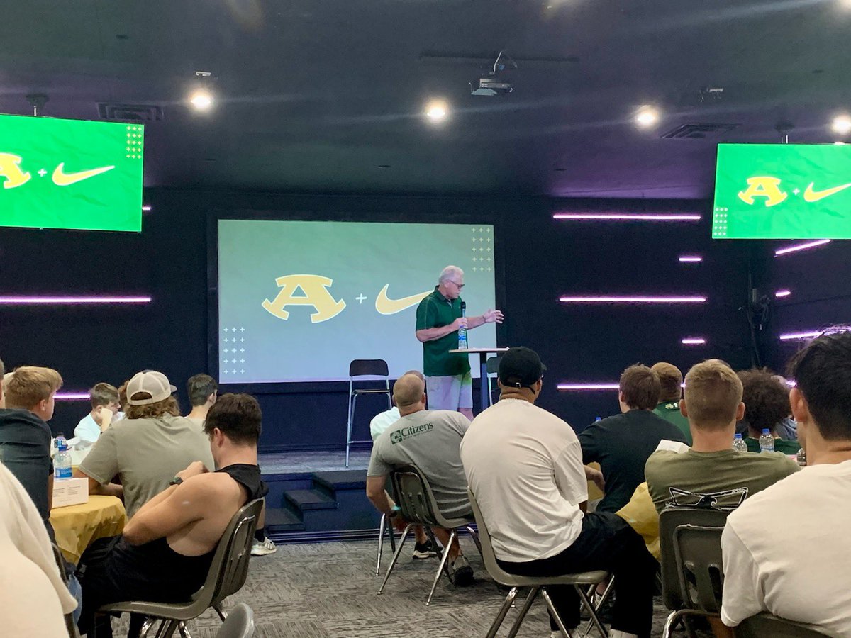Alma_fball's tweet photo. A little pre-game pre-game with a great word spoken and a reminder about the A and the tradition. Thanks beyond for hosting. #only1airedale https://t.co/GjDVXIDvA0
