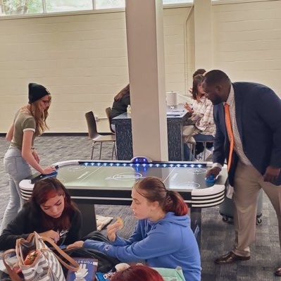 Student tried to take advantage of the coat and tie.... Business as usual at  <a href="/BSUCCESSACADEM1/">Brazos Success Academy</a>  #BeConnected #BSARise
