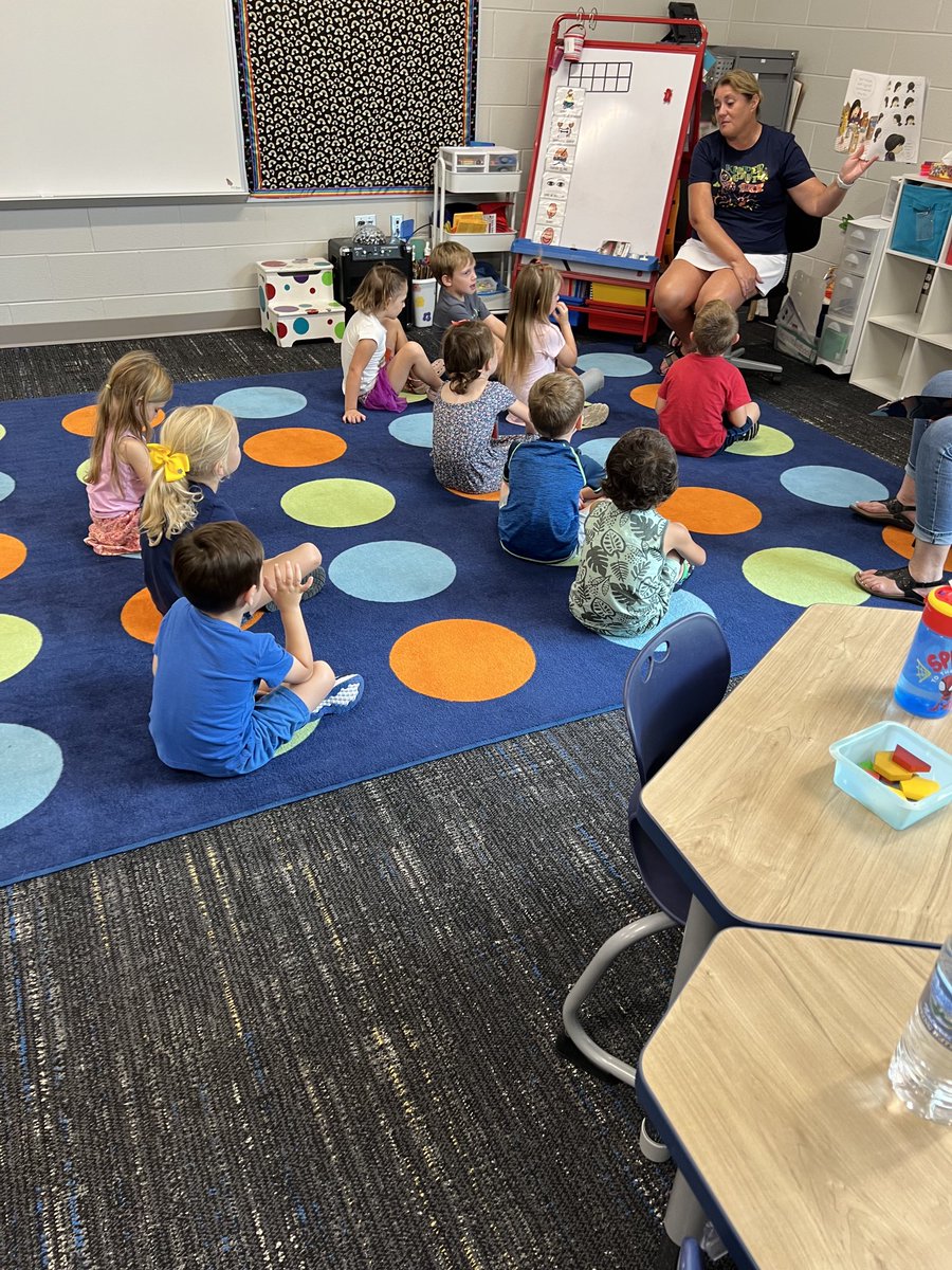 MisterAlbrecht's tweet photo. Holbrook’s Newest Comets Launched into Kindergarten this evening with the first day of ⁦@GLPS_rightnow⁩ new “Kindergarten Launch” program. Bonus: No tears!! Just pure joy and excitement (from STAFF, too 😂). We are blasting off into a great year ahead! https://t.co/ktYcgzpbQe