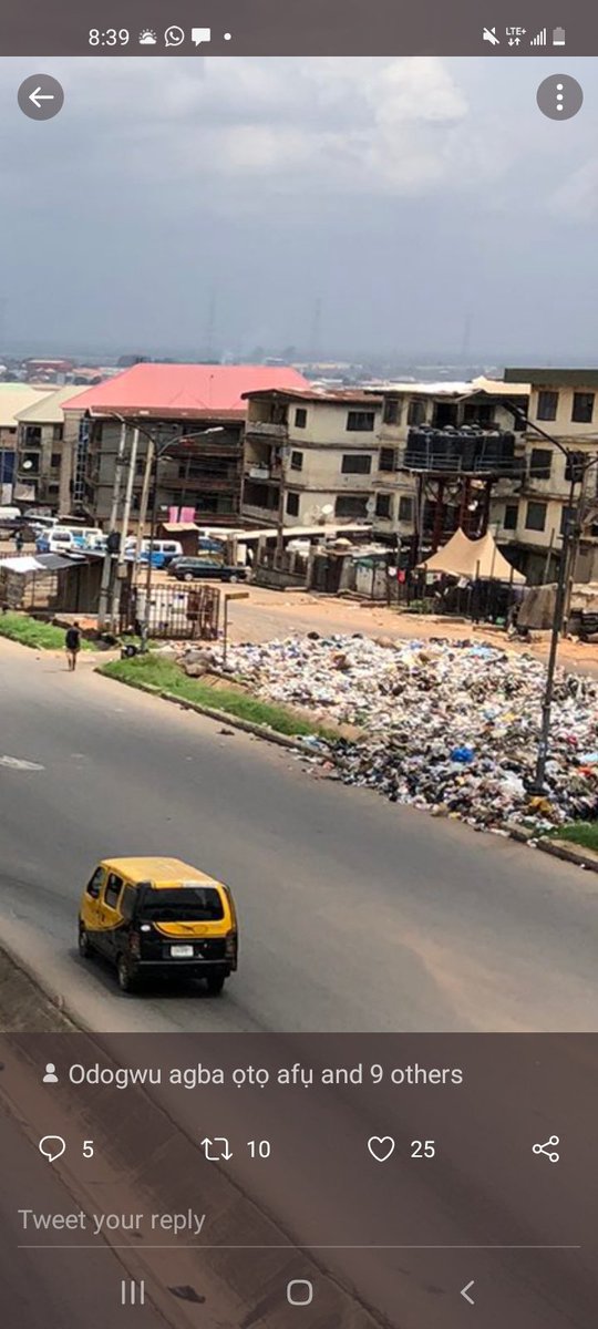 wwncoop's tweet photo. Dear Prof. @CCSoludo Biko pay attention to waste management & sanitation in Anambra State
On zooming in on the picture below, this is the filth on the sides of the road. Our roads also need trees🌳
Ka anyi dozie Anambra♻️ #CleanAndGreenAnambra #LightoftheNation #LightofAfrica☀️ https://t.co/UDY8R1ogua